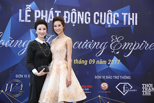 Hoa hau Sac Dep Anh Thu va Vu Thuy Nga