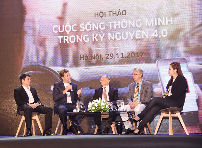 Hoi thao _Cuoc song thong minh trong ky nguyen 4.0_(1)