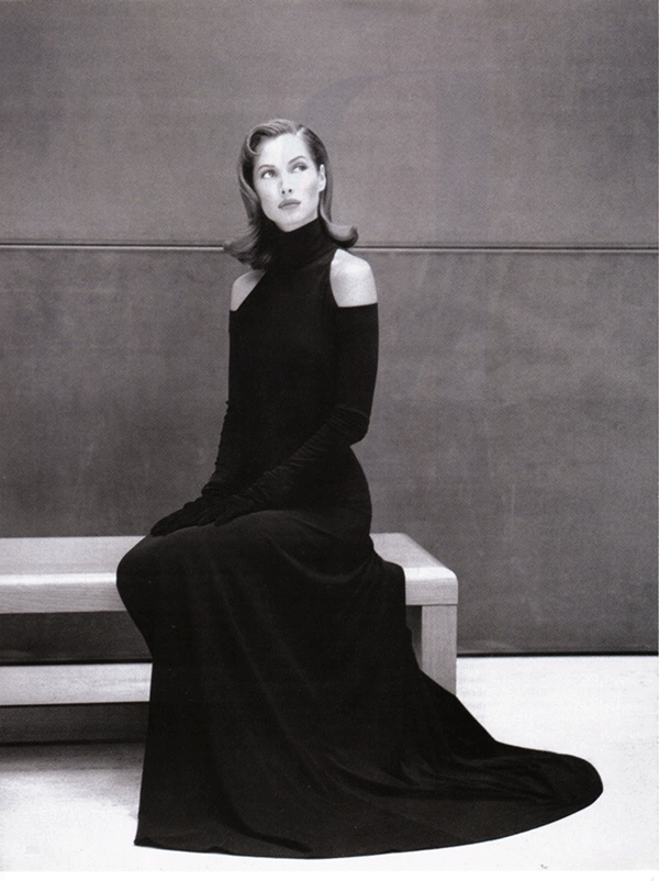 nguoi-mau-my-christy-turlington-wears-donna-karan